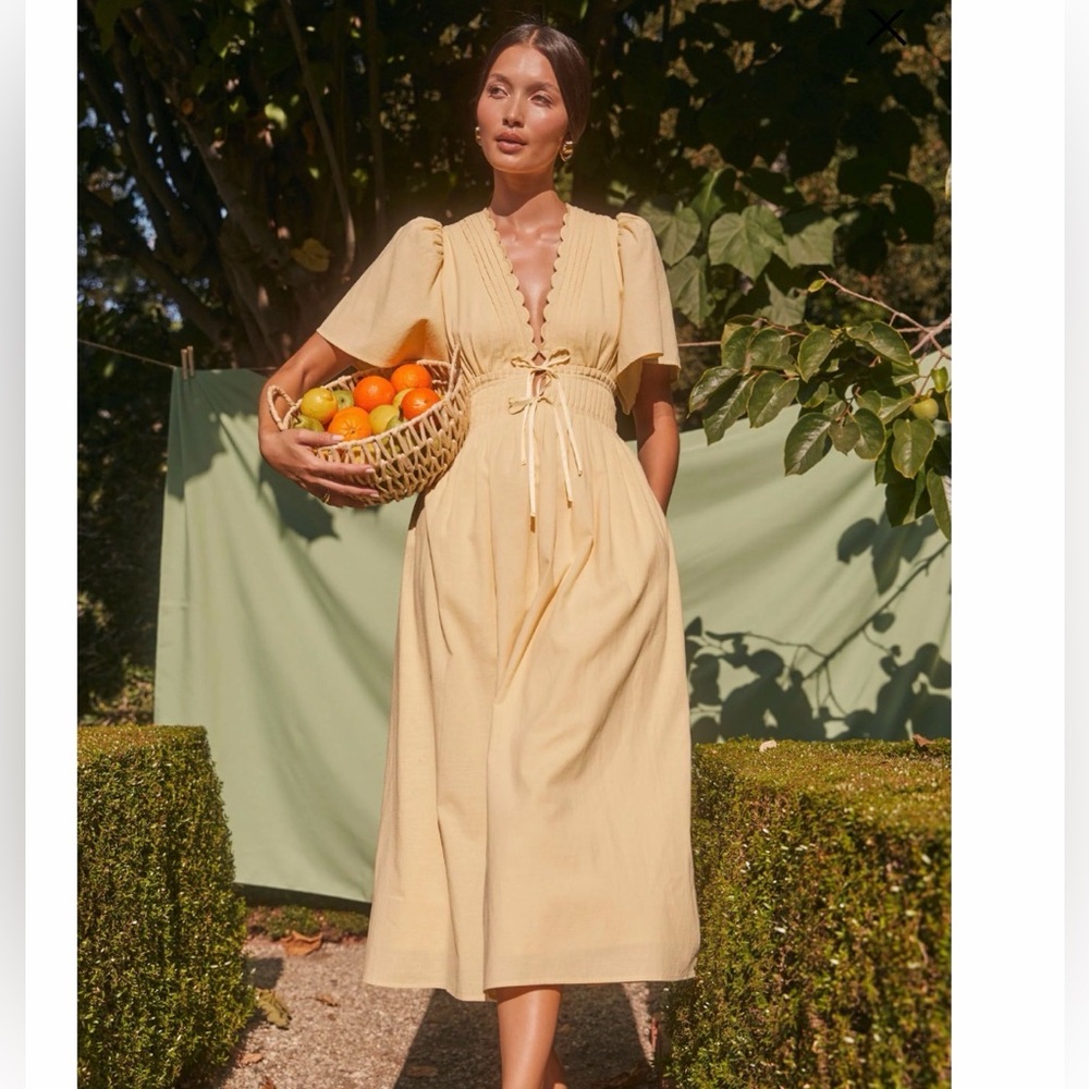 Astr Pale Yellow Midi Dress with Scallop Trim